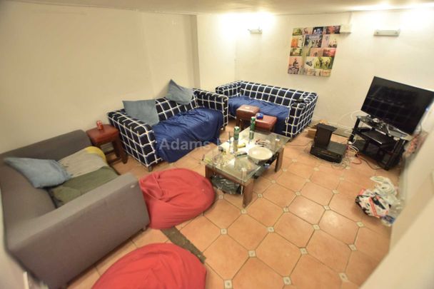 Donnington Road, Reading - Photo 1