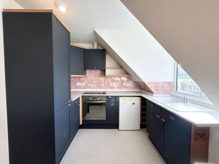 1 bedroom maisonette to rent - Photo 3