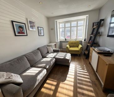 3 bedroom terraced house to rent - Photo 1