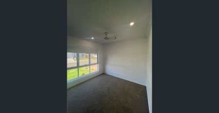 Brand New Contemporary Family Home + $300 VISA GIFT CARD UPON ACCEPTANCE OF APPLICATION - Photo 5