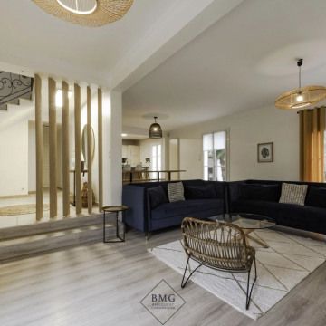Villa • Serris - Photo 1
