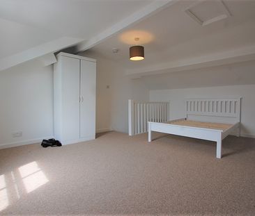 Flat A, 23 Christleton Road, Chester - Photo 3