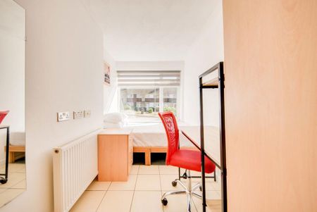 5 bedroom house to rent - Photo 4