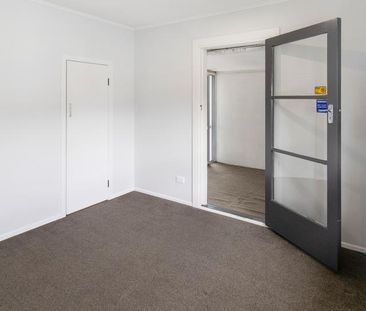 3 bedroom home for rent in Otara! - Photo 2