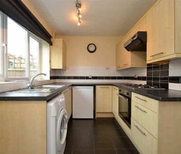 2 bedroom semi-detached house to rent - Photo 1