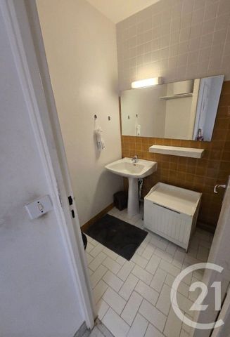 Location Appartement 1 pièce 39m² MONTPELLIER 34090 - Photo 3