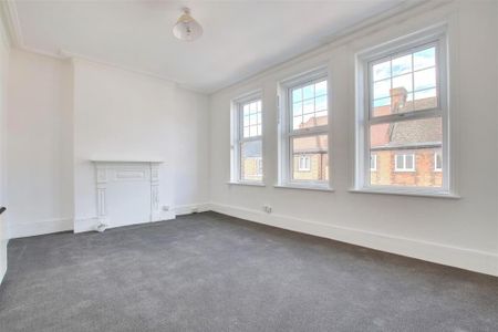 3 bedroom maisonette to rent - Photo 5