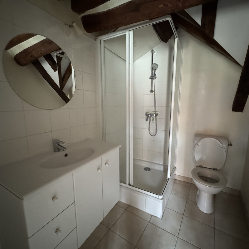 Location Appartement 3 pièces 42m² - Photo 1