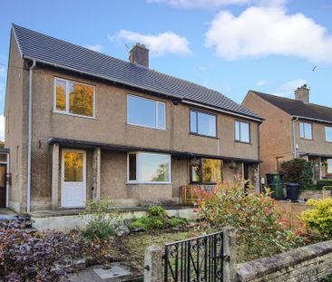 3 bedroom semi-detached house to rent - Photo 3