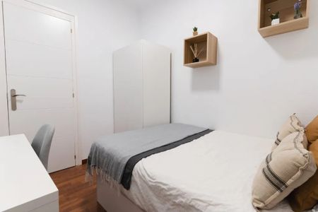 Carrer de Vallseca, Barcelona, Catalonia 08024 - Photo 2