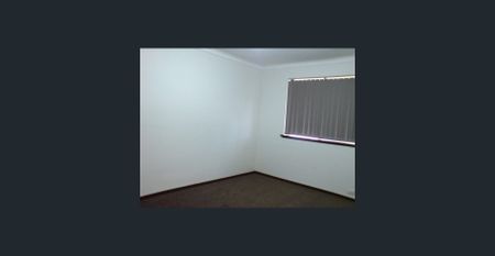 APARTMENT THAT HAS RIVER VIEWS - Photo 4