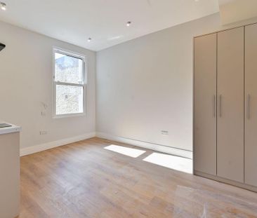 5 bedroom terraced house to rent - Photo 2