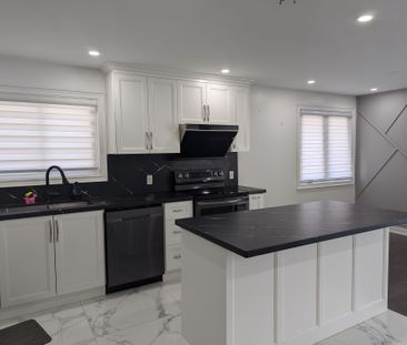 For Lease - 13 Rockport Crescent Unit# Main, Richmond Hill, Ontario - Photo 2