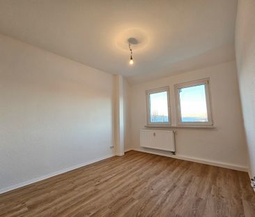 Ihr neues Zuhause erwartet Sie! Erstbezug nach komplett Renovierung... - Photo 3