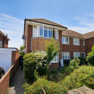 Goodwin Road, Ramsgate, CT11 0LP, Kent - Photo 2