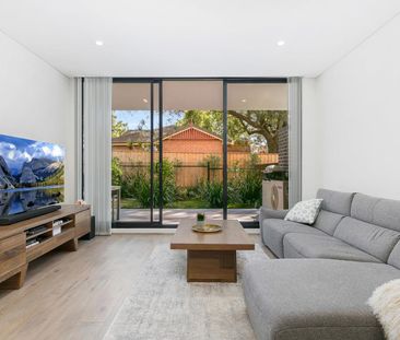 Garden apartment positioned ground floor of a contemporary boutique... - Photo 1