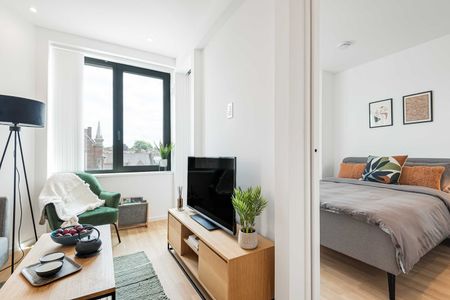 2 Bed Flat, Gravity Royal Heights, RG1 - Photo 3