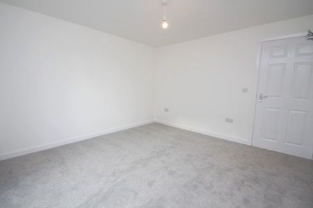 Gresham Drive, Glasgow, G66 - Photo 3