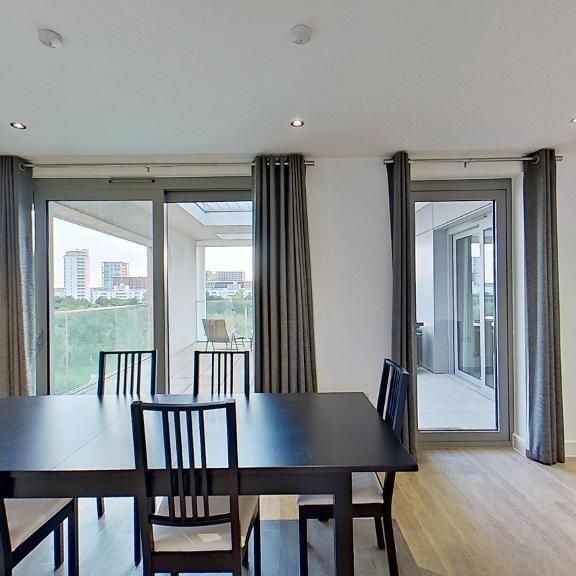 3 bedroom penthouse to rent - Photo 1