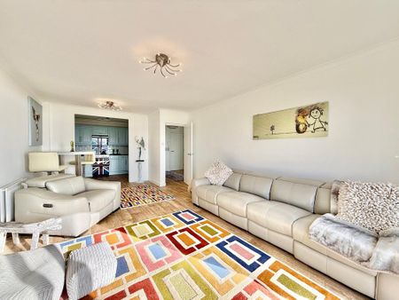 2 bedroom flat to rent - Photo 3