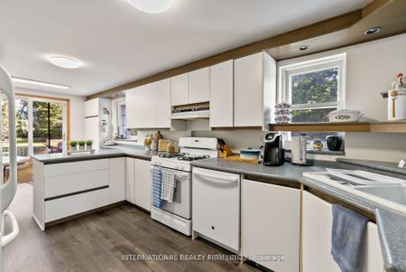 For Lease - 138 Columbus Road, Oshawa, Ontario - Photo 2