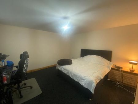 10 Forthriver Road, Belfast, BT13 3SH - Photo 4