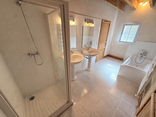 Location Maison 5 pièces 134m² ST AIGNAN GRANDLIEU 44860 - Photo 1