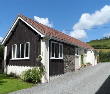 3 bedroom detached bungalow to rent - Photo 1