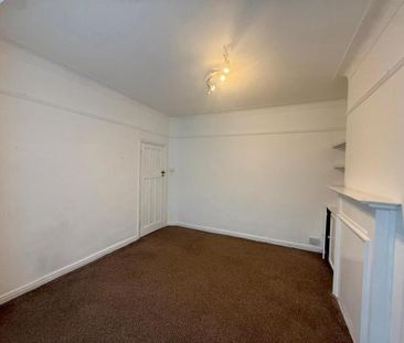4 bedroom terraced house to rent - Photo 2