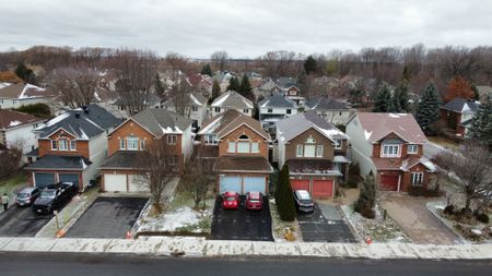 For Lease - 135 STONEWAY Drive, Barrhaven, Ontario - Photo 4