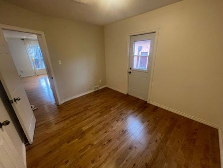 For Lease - 519 Lyon Street Unit# 2, Ottawa Centre, Ontario - Photo 4