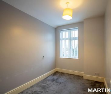 3 bedroom end of terrace house to rent - Photo 3