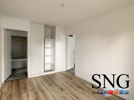 T2 AVEC BALCON ET PARKING - Photo 3