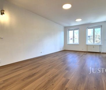 Pronájem bytu 2+kk 66 m², V Portyči 450, Písek - Fotografie 1