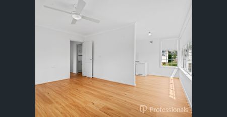 NEWLY UPDATED THREE BEDROOM HOME WITH A HUGE BACKYARD FOR THE KIDS! - Photo 3