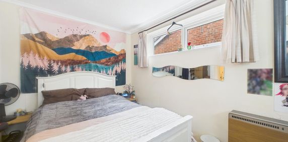 1 bedroom end of terrace house to rent - Photo 2