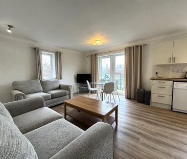 2 bedroom apartment to rent - Photo 4