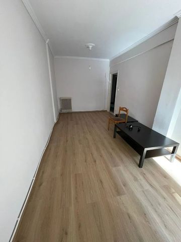 Διαμέρισμα για ενοικίαση Ευζώνων - Πεδίον Άρεως (Φάληρο - Ιπποκράτειο) - Φωτογραφία 4