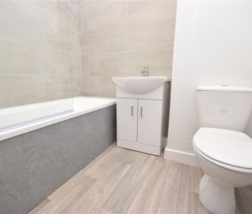 96A, Lidgett Lane, Leeds, West Yorkshire, LS8 1HR - Photo 6