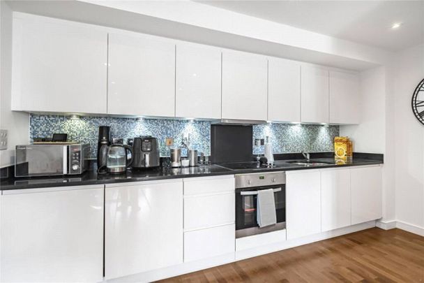 Enterprise Way, London, SW18 - Photo 1