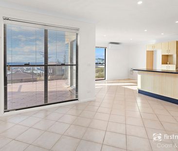 Ocean Views & CafE Lifestyle - The Perfect Coastal Rental - Photo 1