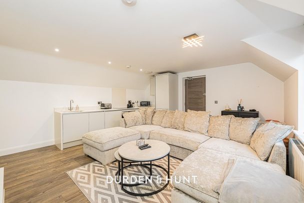 Auction Square, Market Place, Abridge - Photo 1