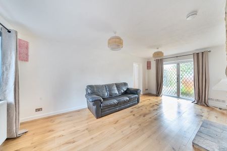 3 bedroom bungalow to rent - Photo 3