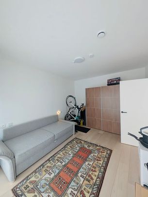 Appartement te huur - Photo 1