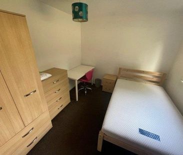 3 bedroom house share to rent - Photo 4