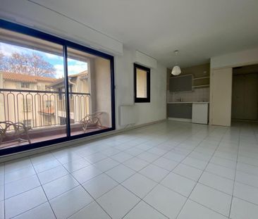 Location Appartement 1 pièce 27m² AVIGNON 84000 - Photo 2