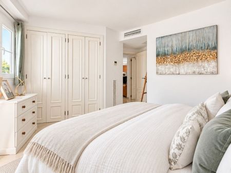2 room luxury Flat for rent in Calvià, Spain - Photo 2