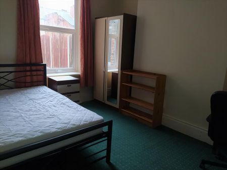 4 bedroom house share to rent - Photo 5