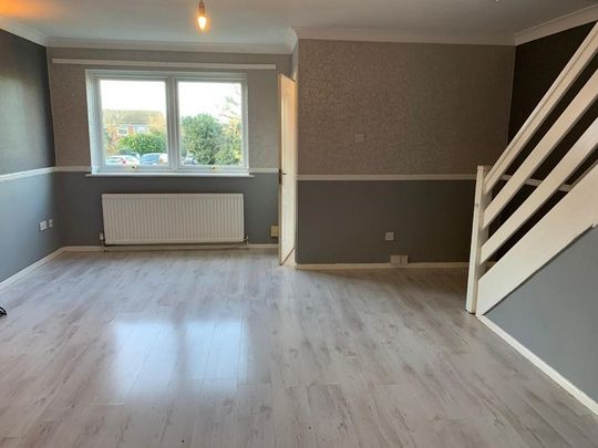 3 bedroom end of terrace house to rent - Photo 1