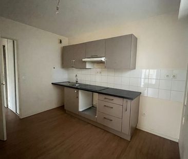 Location Appartement 2 pièces 46m² ST JACQUES DE LA LANDE 35136 - Photo 5